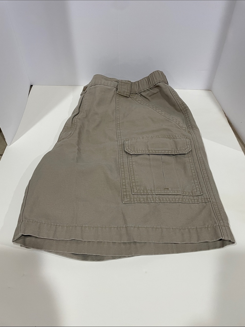 Savane Taupe Cargo Shorts with Flap Pocket